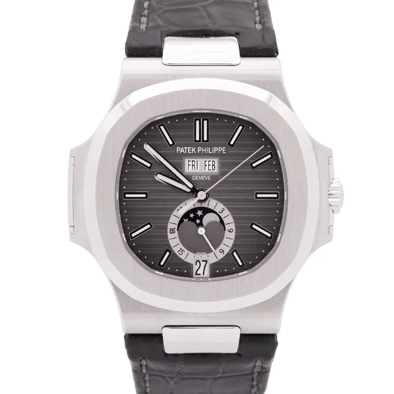 Patek Philippe Occasional Style Watches for Women-UNWORN 2018 PAPERS Patek Philippe Nautilus Moonphase Steel 40.5mm 5726A-001 BOX