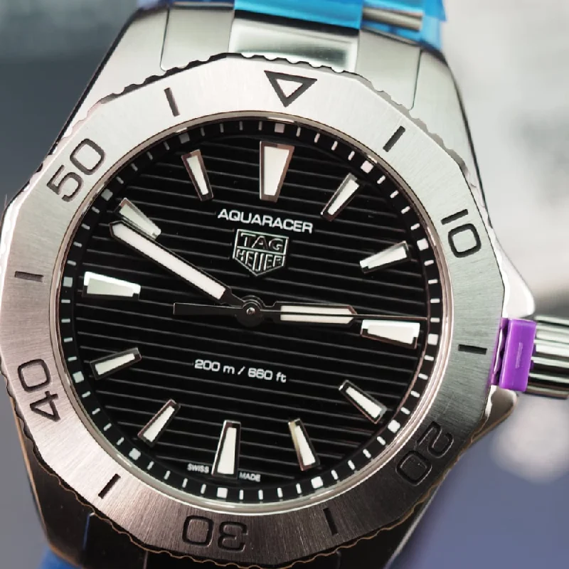 Women's Rolex Minimalist Design Watches-TAG Heuer Aquaracer Professional 200 (2023)