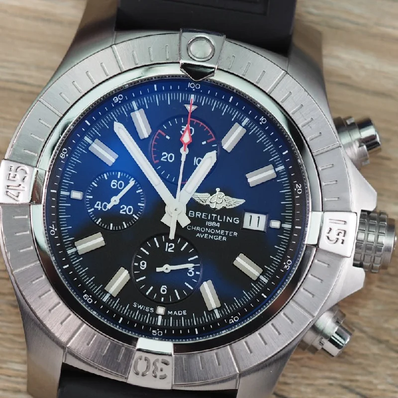 Women's Rolex New Year's Eve Watches-Breitling Super Avenger Chronograph 48 A13375 (2022)
