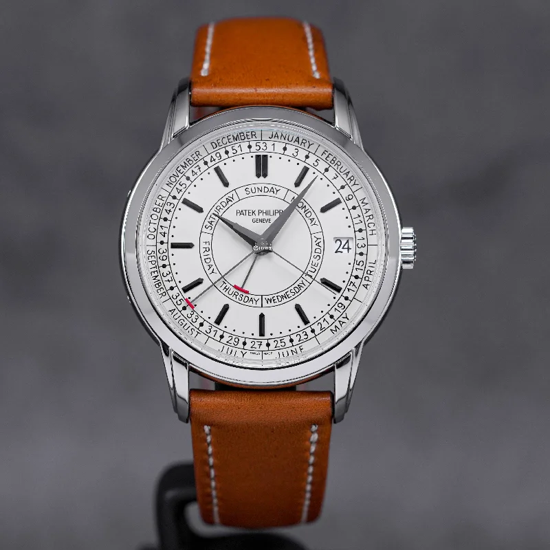Men's Patek Philippe Watches for Customization-CALATRAVA 5212A WEEKLY CALENDER SILVER DIAL (2021)