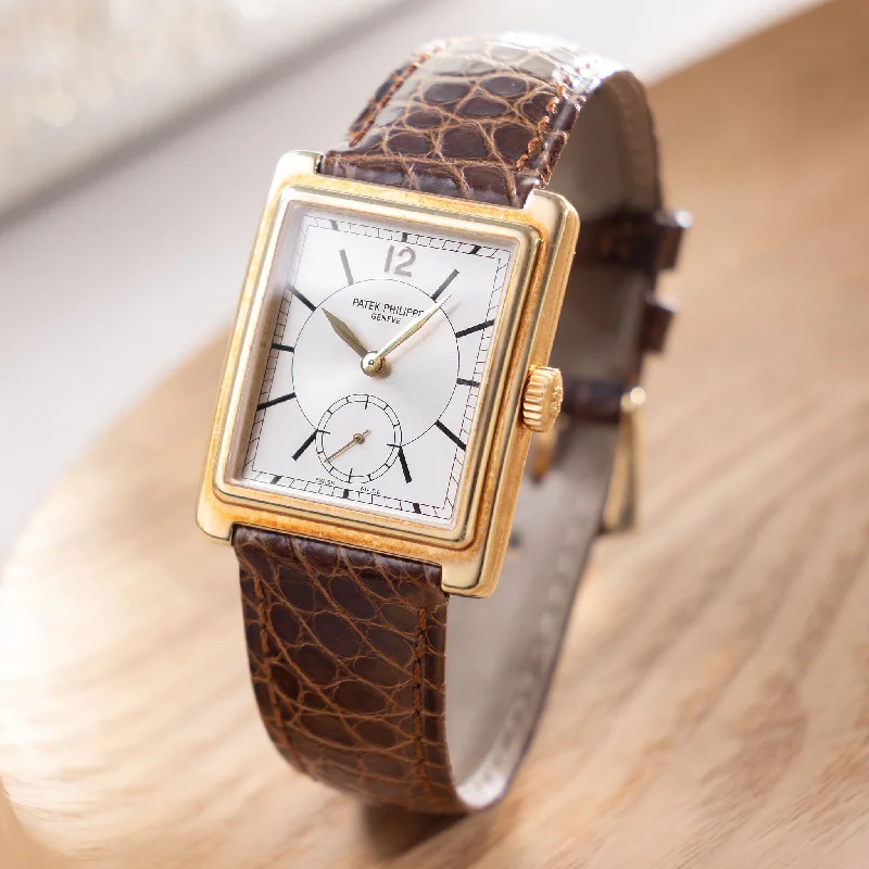 Men's Patek Philippe Watches with Special Editions-Patek Philippe Gondolo in 18k Yellow Gold Ref. 5010J with Original Certificate of Origin