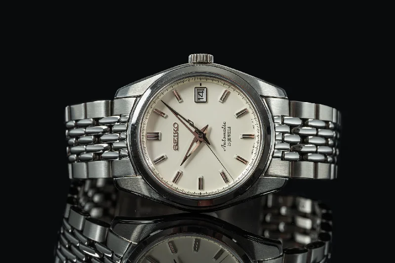 Men's Seiko Hand-Wound Watches-Beads of Rice Bracelet (Seiko SARB)