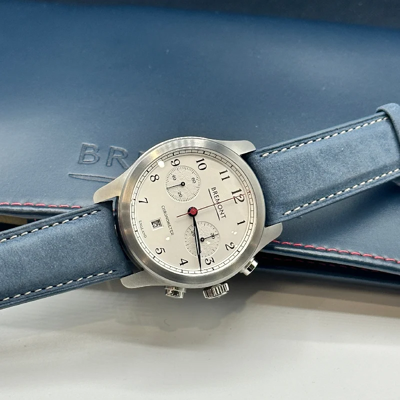 men's Rolex watches with diamond accents -​Bremont Rose - England Rugby Limited Edition - Full Set