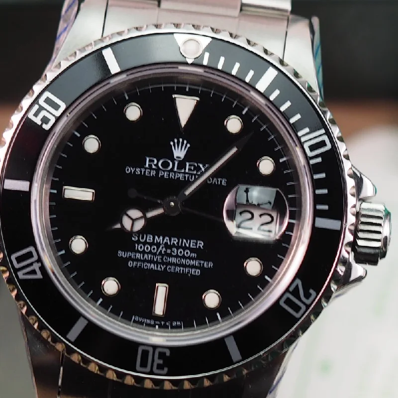 Women's Rolex Small Size Style Watches-Rolex Submariner 16800 (1986)