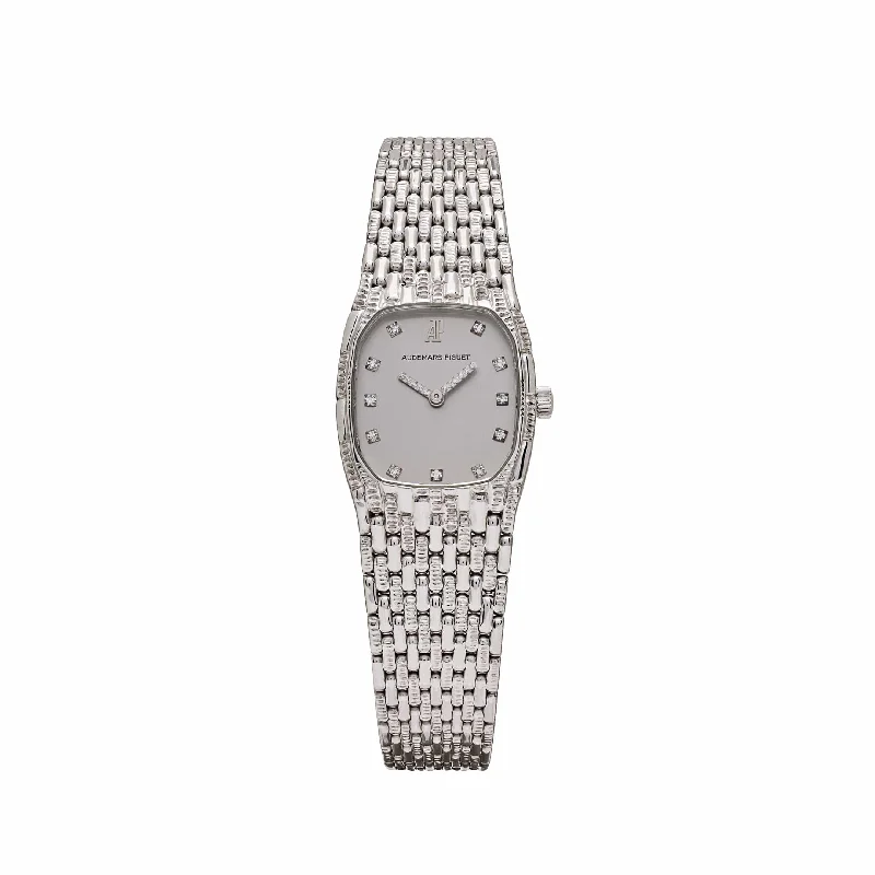 Men's Audemars Piguet Hand-Wound Design Watches-Audemars Piguet Mini Cobra 'Ladies' White Gold Diamond Silver Dial (1991)