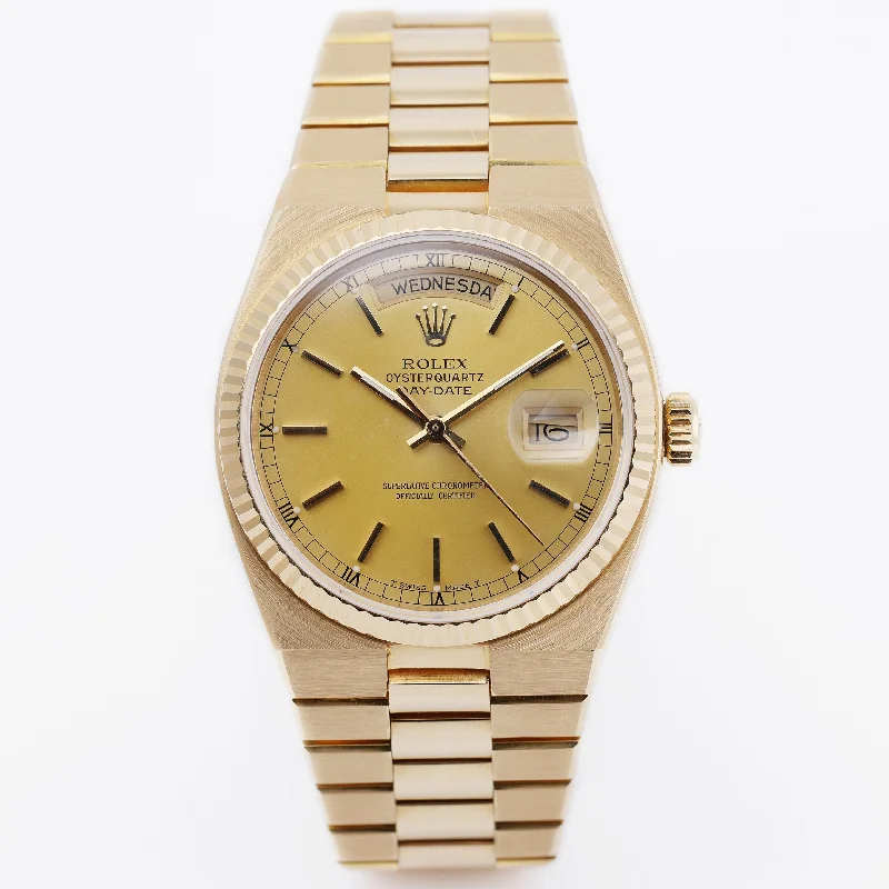 men's Rolex watches with bidirectional bezel -​Rolex Day-Date OysterQuartz | REF. 19018 | 18k Yellow Gold | 1981