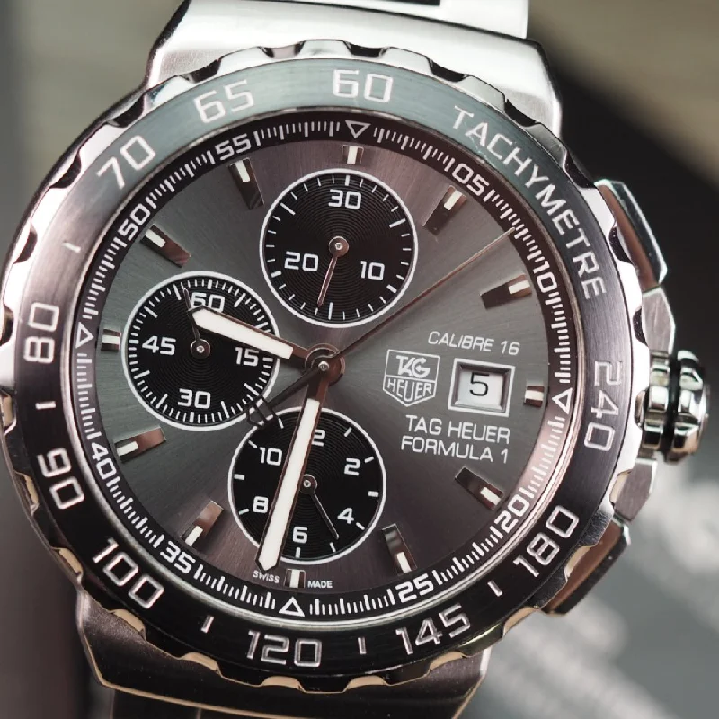 Women's Rolex Quartz Movement Watches-TAG Heuer Formula 1 Calibre 16 Chronograph (2015)
