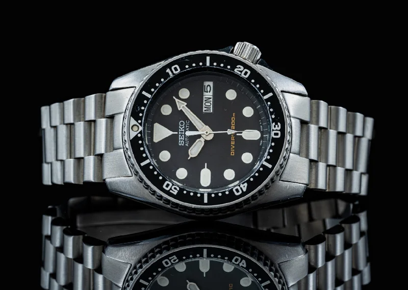 Men's Seiko Luxury Style Watches-Lincoln Bracelet (Seiko SKX013)