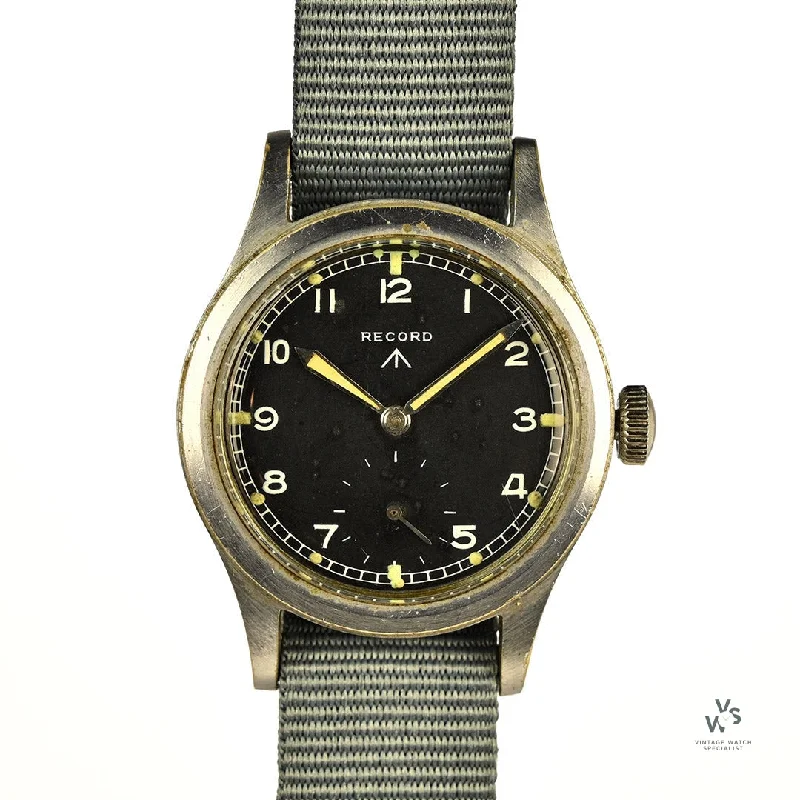 Men's Military Watches for Historical Conservation-Record Dirty Dozen Military WW2 Soldiers Watch - MoD Dial - Non Radium - c.1945
