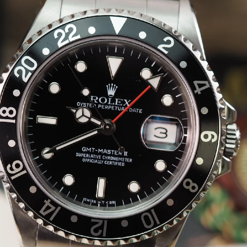 Women's Rolex Romantic Dinner Style Watches-Rolex GMT Master II 16710LN (1990)
