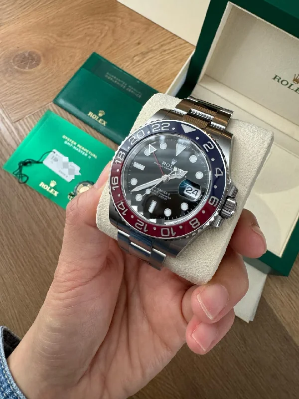men's Rolex watches with chronograph functions -​GMT MASTER-II PEPSI OYSTER (2022)