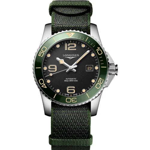 Women's Pilot Watches with Minimalist Style-Longines Hydroconquest Black Dial Men 41mm