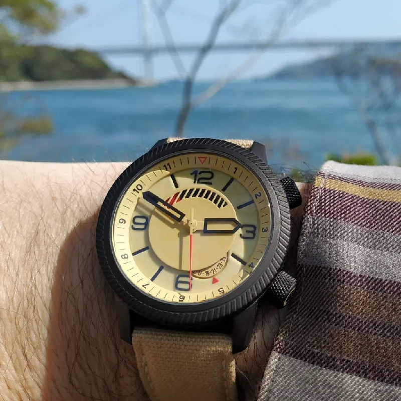 Women's Military Watches with Minimalist Style-Draken Kalahari Limited Edition (Sand Dial, Black Case)