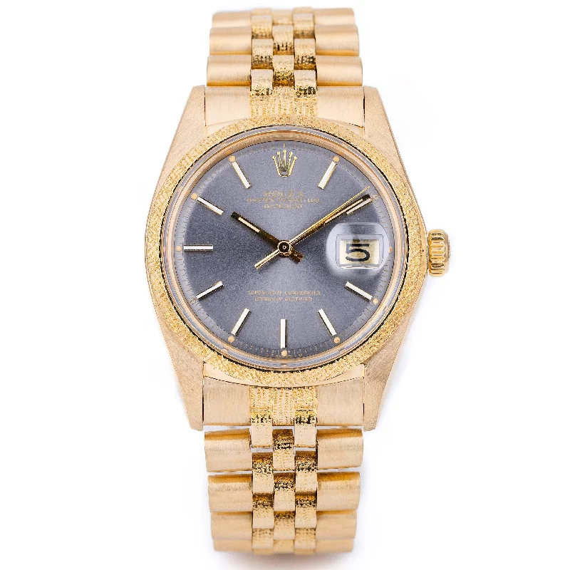 Luxury men's Rolex watches suitable for formal occasions -Rolex DateJust 36 | REF. 1600 | Grey Dial | 18k Yellow Gold | 1977 | Grained Texture Bezel & Bracelet