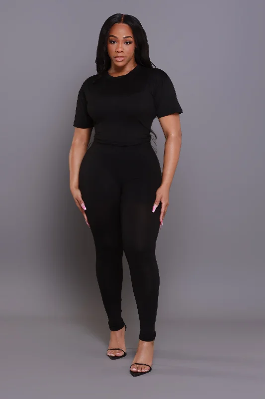 guest-pass-short-sleeve-legging-set-black