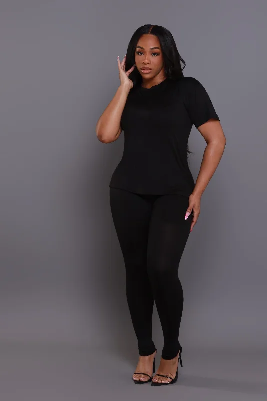 guest-pass-short-sleeve-legging-set-black