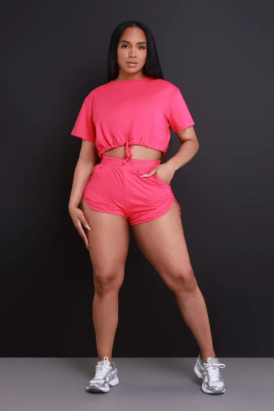 high-notes-cropped-shorts-set-fuchsia