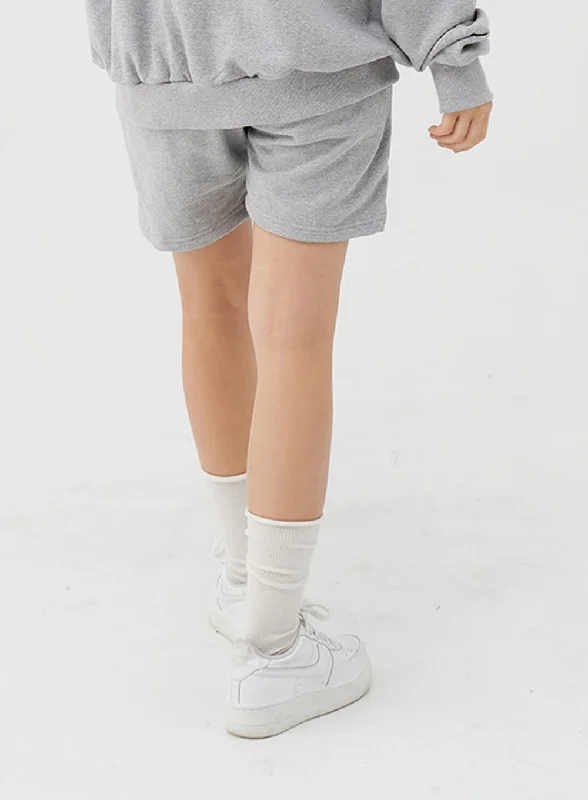 basic-banded-sweat-shorts-ig24