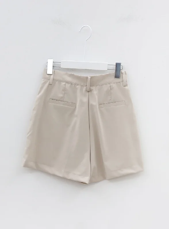 basic-straight-leg-tailored-shorts-oj20