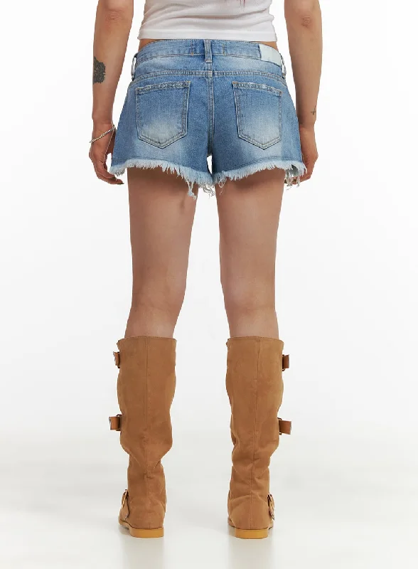 destroyed-hem-denim-mini-shorts-cy430