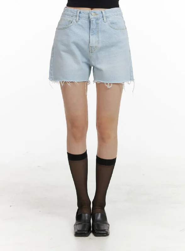 destroyed-hem-denim-shorts-oa422