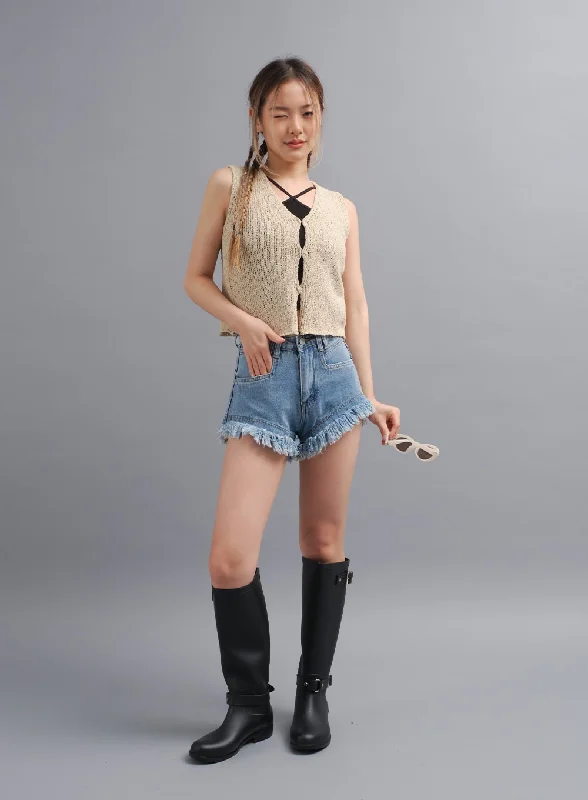 distressed-hem-denim-shorts-cy19