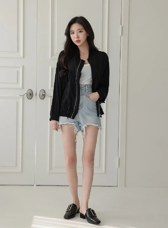 high-waisted-distressed-denim-shorts-ia11