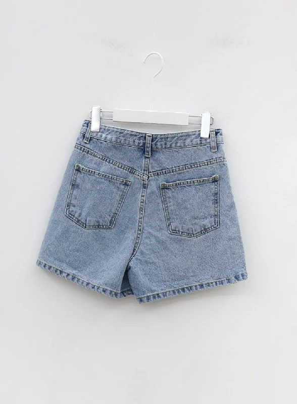 regular-fit-denim-shorts-oj22