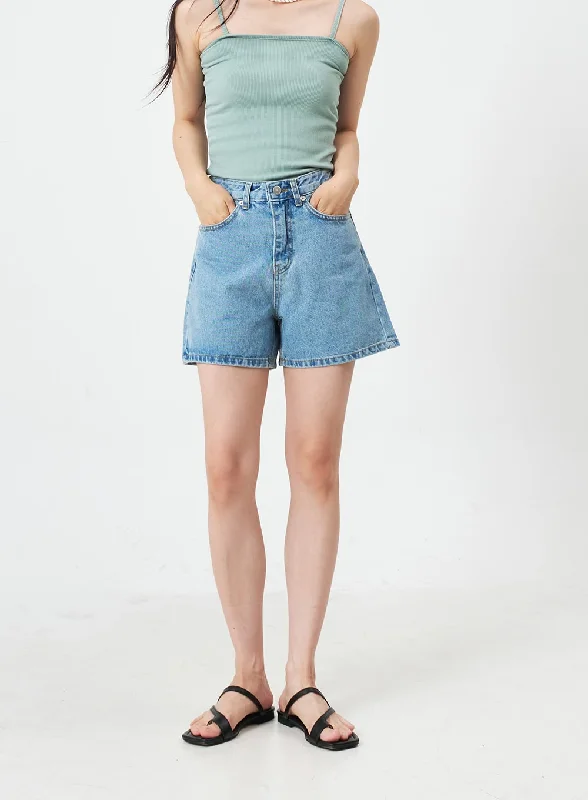 regular-fit-denim-shorts-oj22