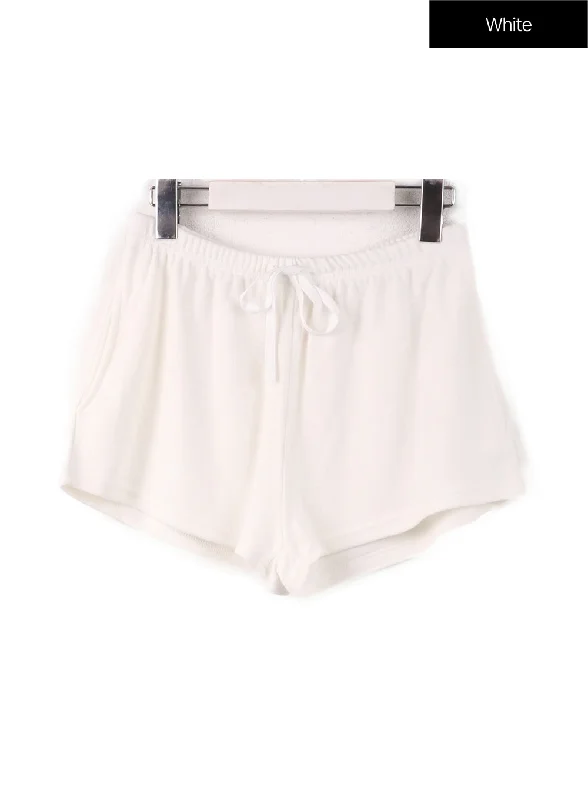 solid-elastic-waist-shorts-cf407