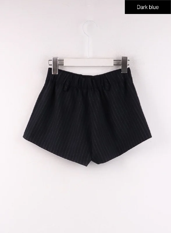 stripe-pocket-shorts-cf405