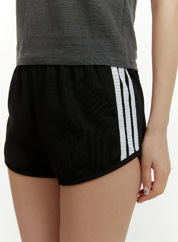 striped-shorts-cy408