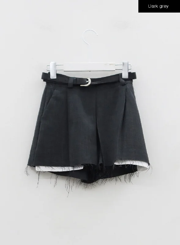 torn-hem-shorts-with-belt-bs02