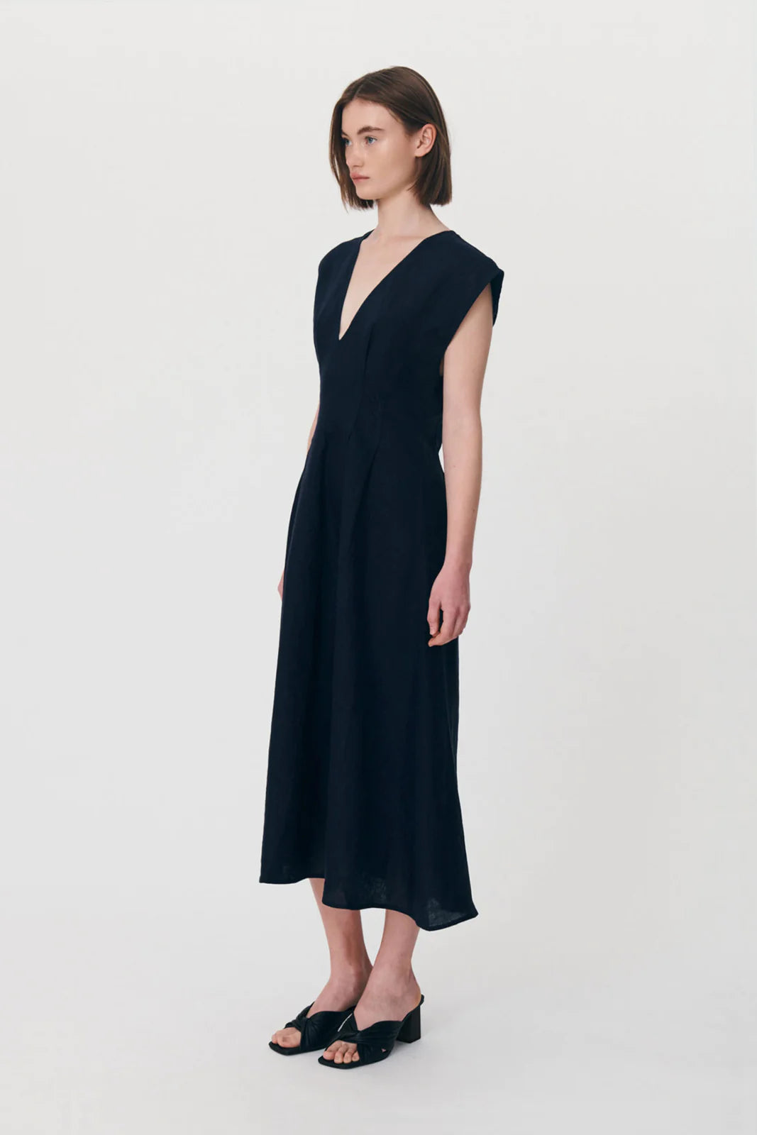 Anica Linen Midi Dress - Ink