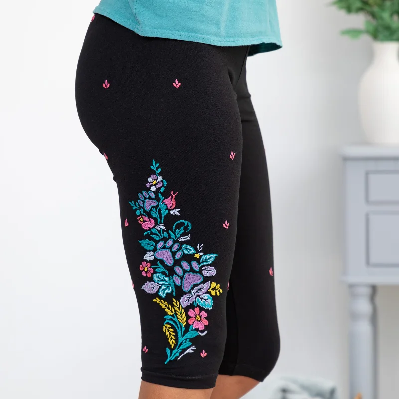 95446-embroidered-stretch-capris