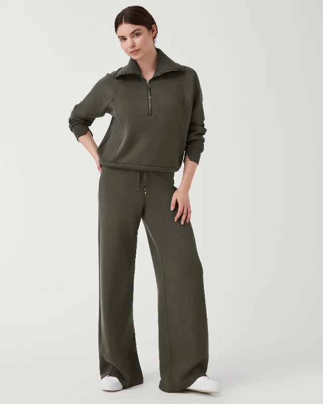 airessentials-wide-leg-pant