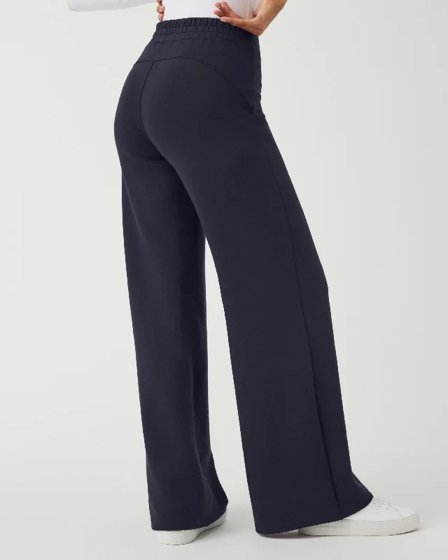 airessentials-wide-leg-pant