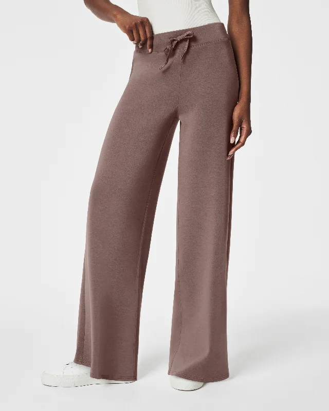 airessentials-wide-leg-pant