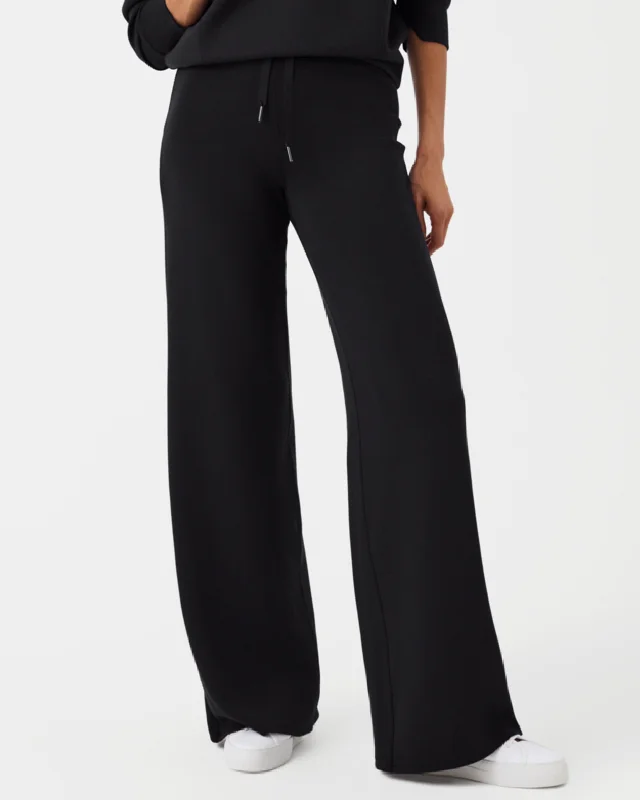 airessentials-wide-leg-pant