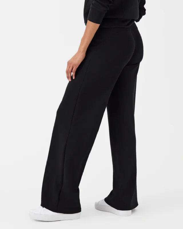 airessentials-wide-leg-pant