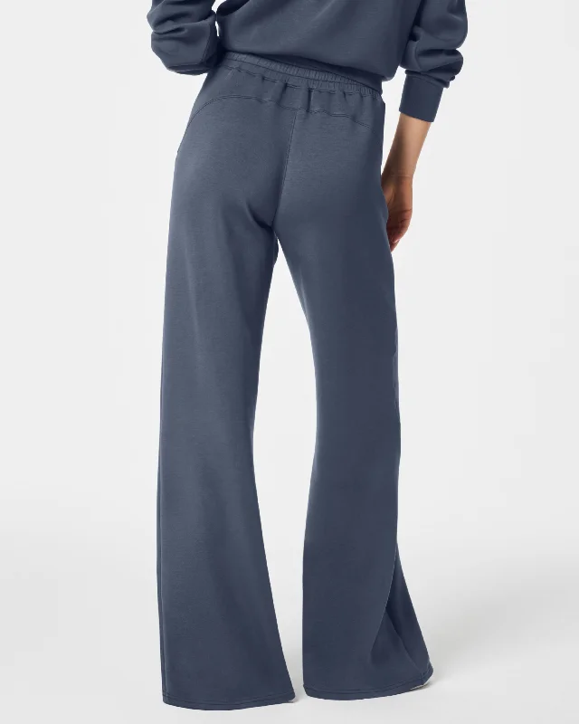 airessentials-wide-leg-pant