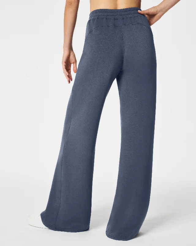 airessentials-wide-leg-pant