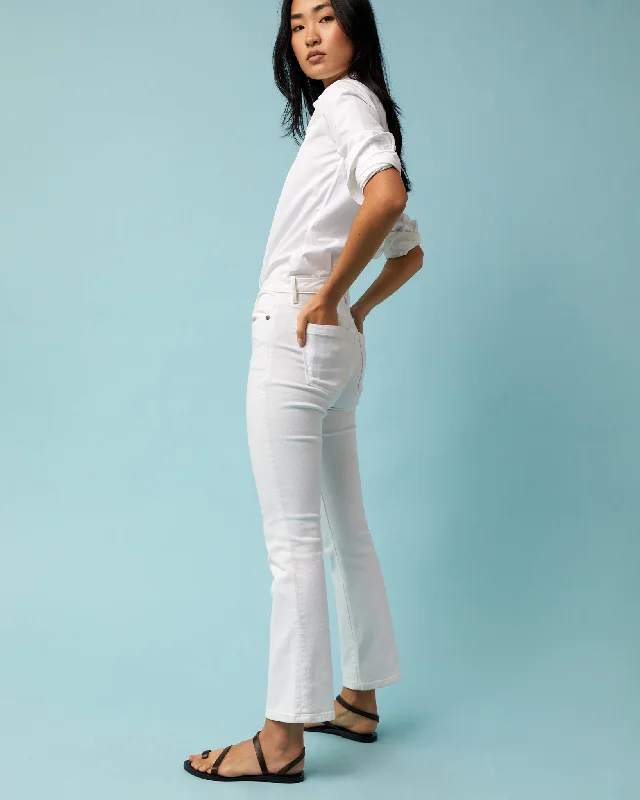 ann-mashburn-flare-cropped-5-pocket-jean-white-stretch-denim-s42280