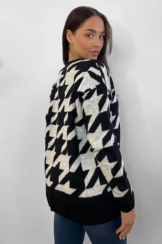 black-white-dogtooth-pattern-pullover