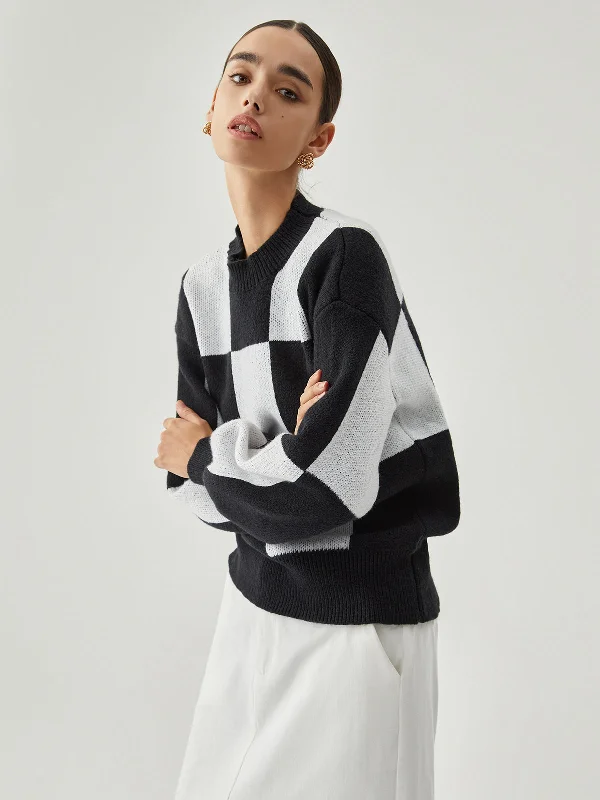 checkered-contrast-color-crew-neck-sweater