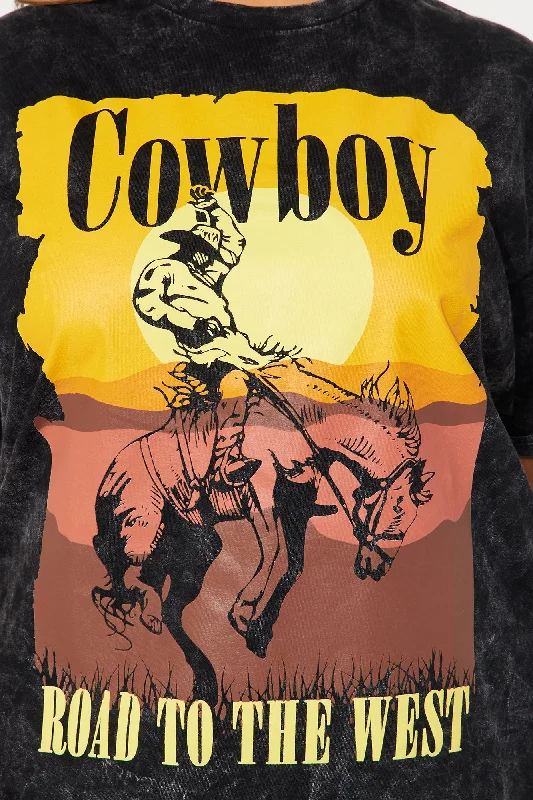 cowboy-ride-til-sunset-washed-tee-black-wash