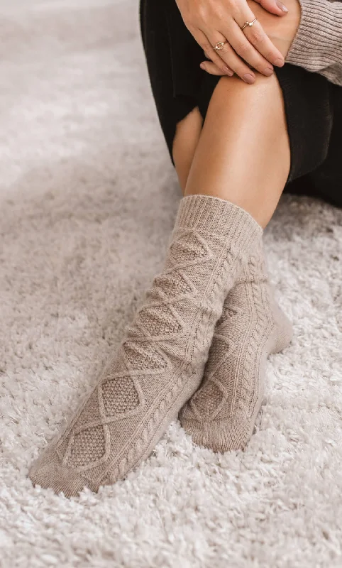 diamond-cashmere-socks