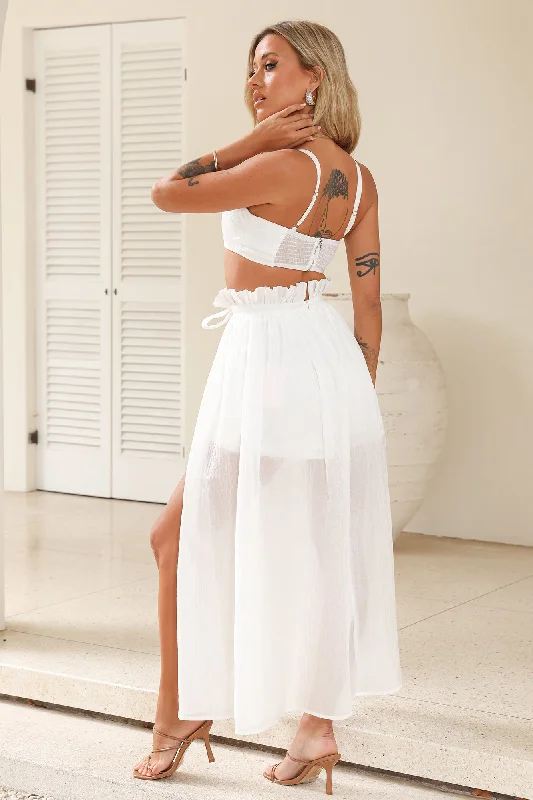 dreamy-connection-crop-top-white