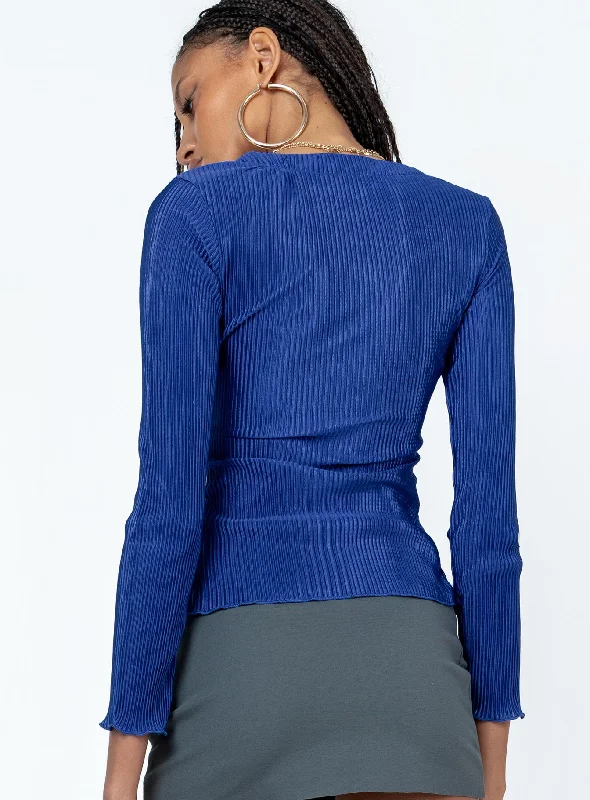 gowan-long-sleeve-plisse-top-blue