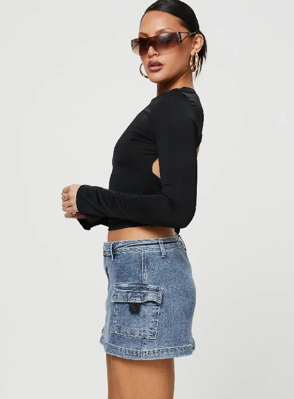 grishea-low-rise-denim-skirt